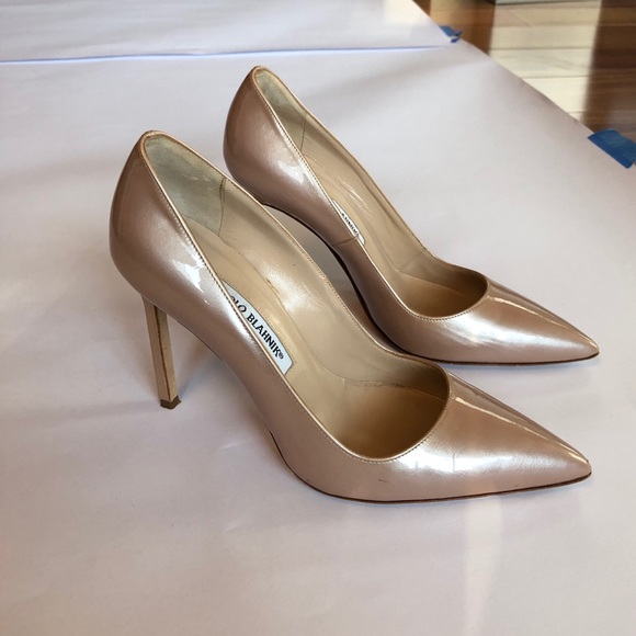Manolo Blahnik Shoes - Manolo Blahnik BB nude shimmer patent pump 35.5